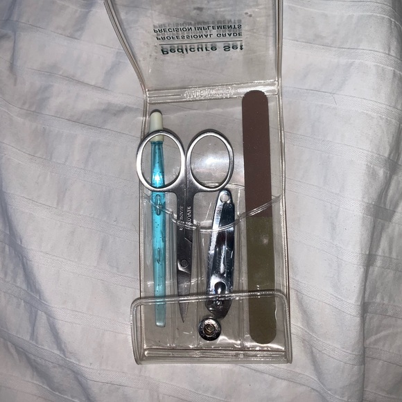 New Nail Care Set!! - Picture 1 of 4